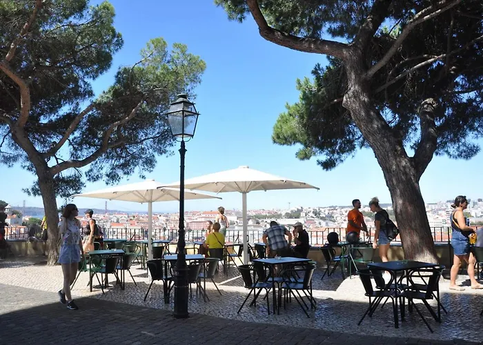 Costa Do Castelo Terrace, Em Rua Dos Lagares 8 Lejlighed Lisboa